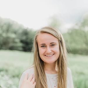 Meet your Posher, Olivia